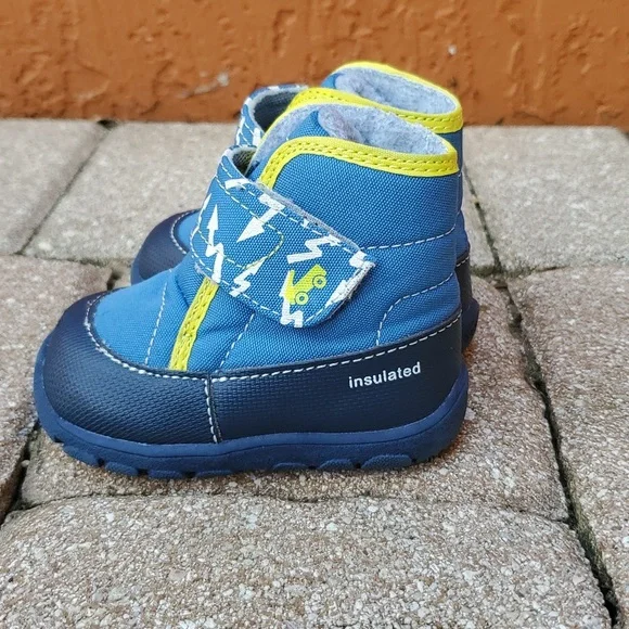 See Kai run insulated boots size 4 - Picture 3 of 9